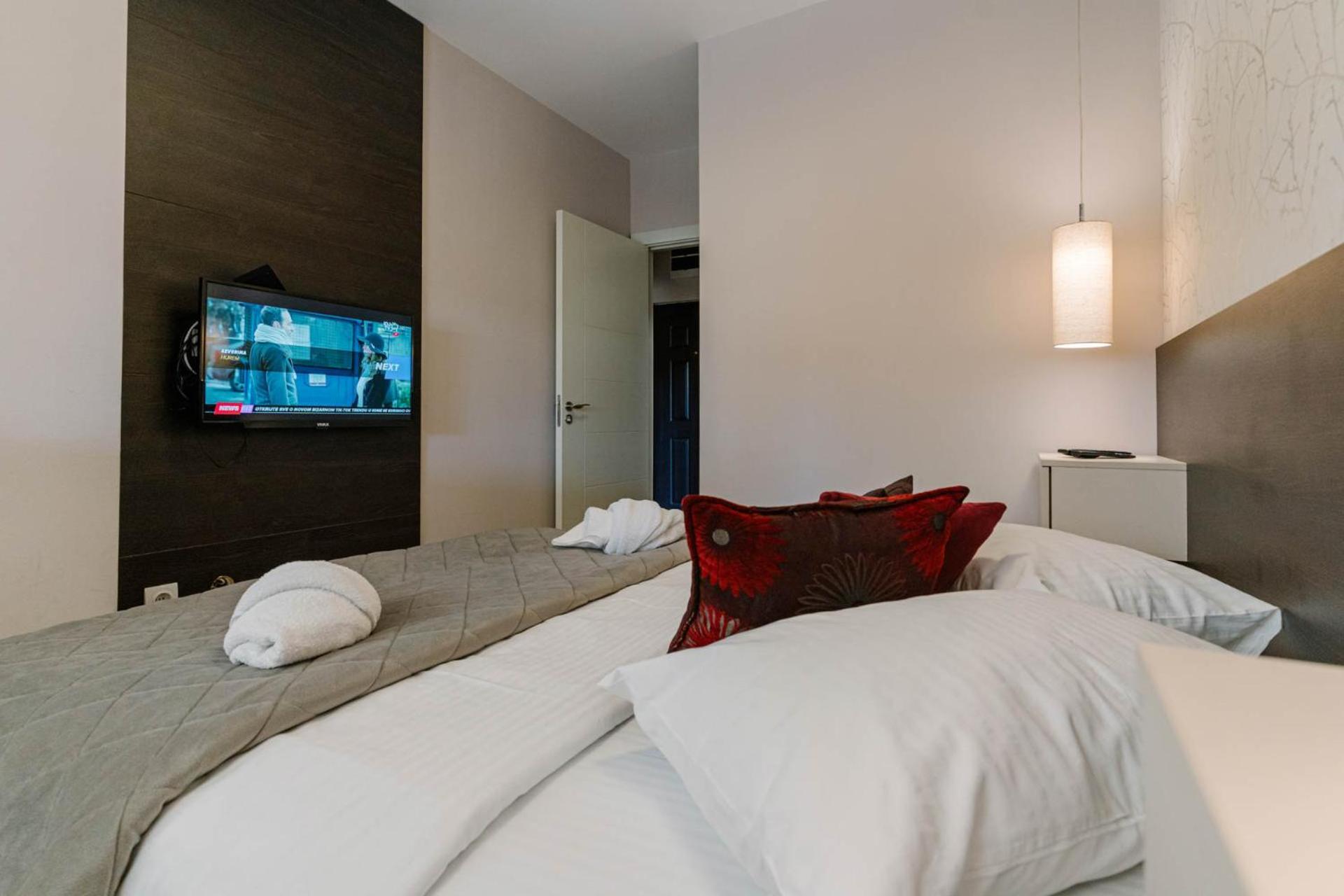 Nar Royalton Accommodation Ni Habitación foto