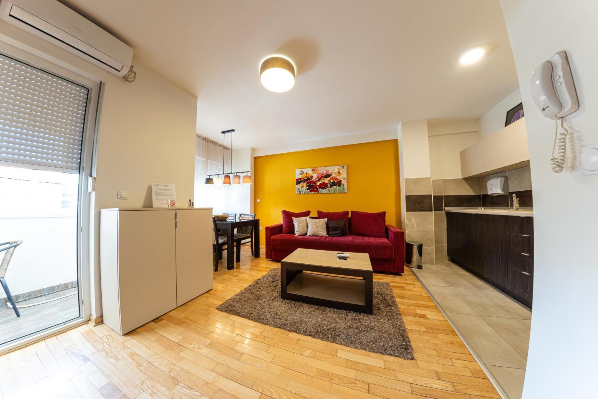 Nar Royalton Accommodation Ni Habitación foto