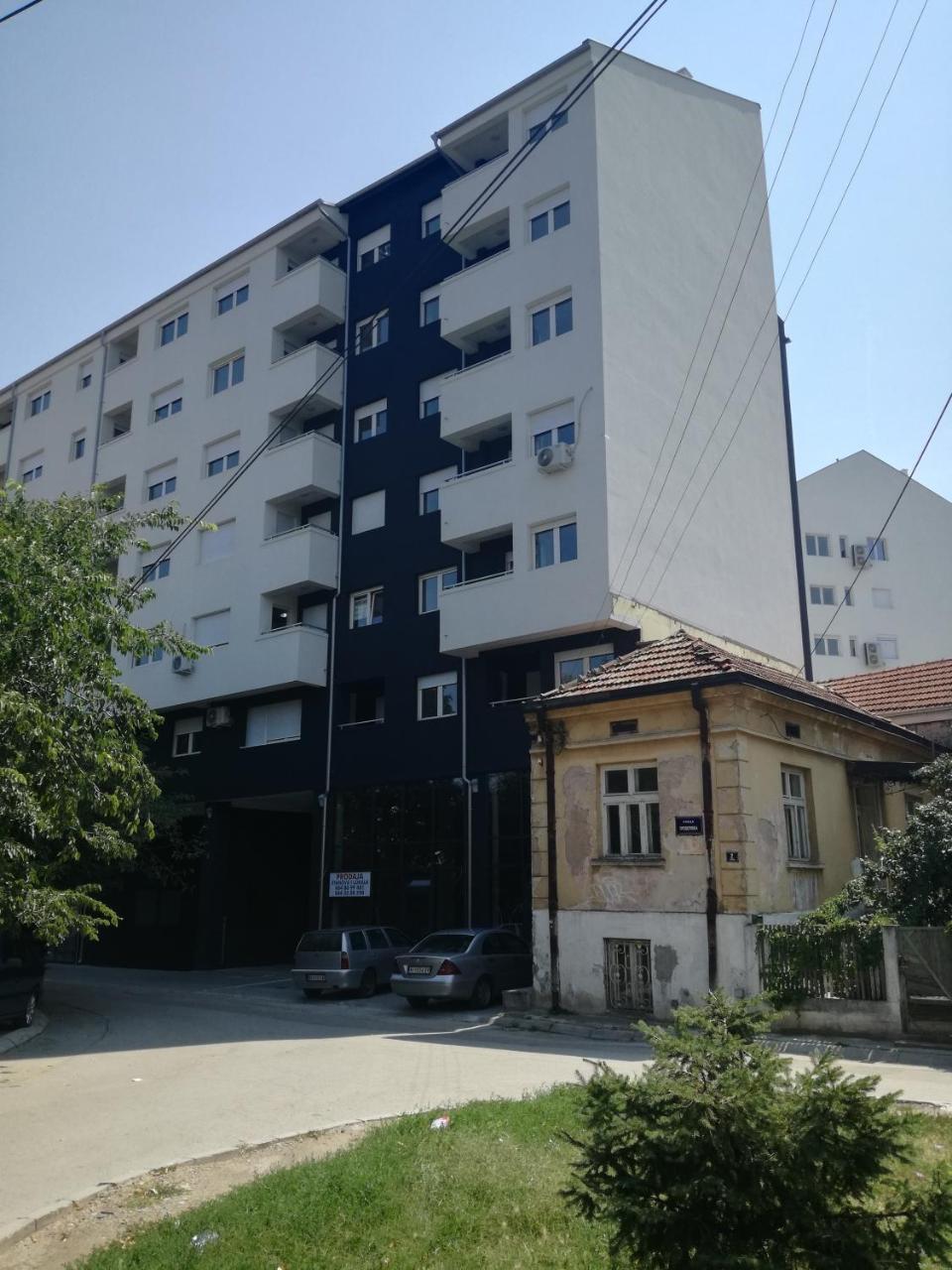 Nar Royalton Accommodation Ni Exterior foto